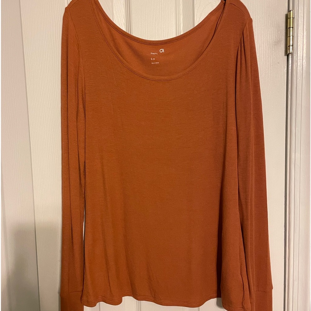 Gap Top